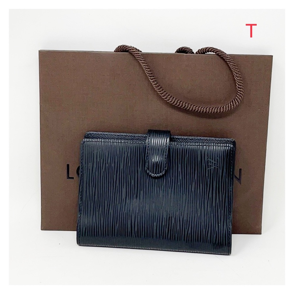 Authentic Louis Vuitton Epi Agenda Wallet